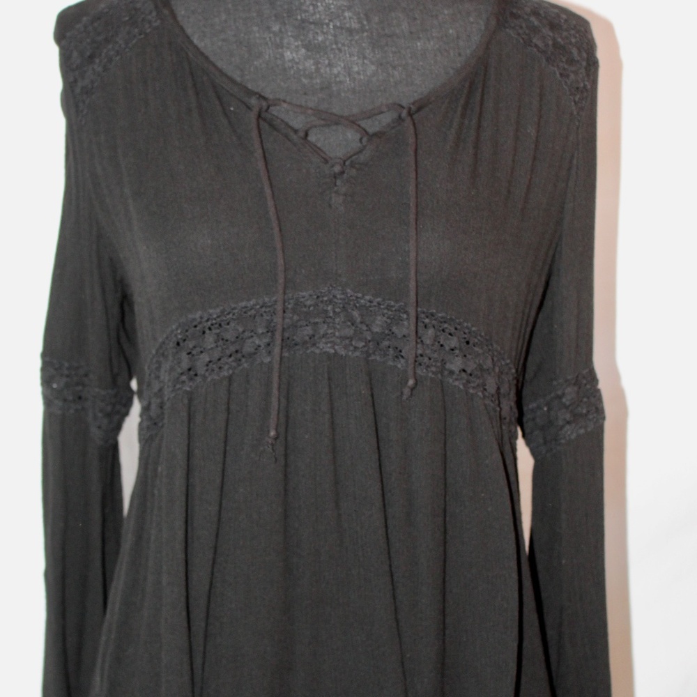 Gently Used Hollister Hi-Lo Peasant Top, Bell Sleeve Top,  Size M